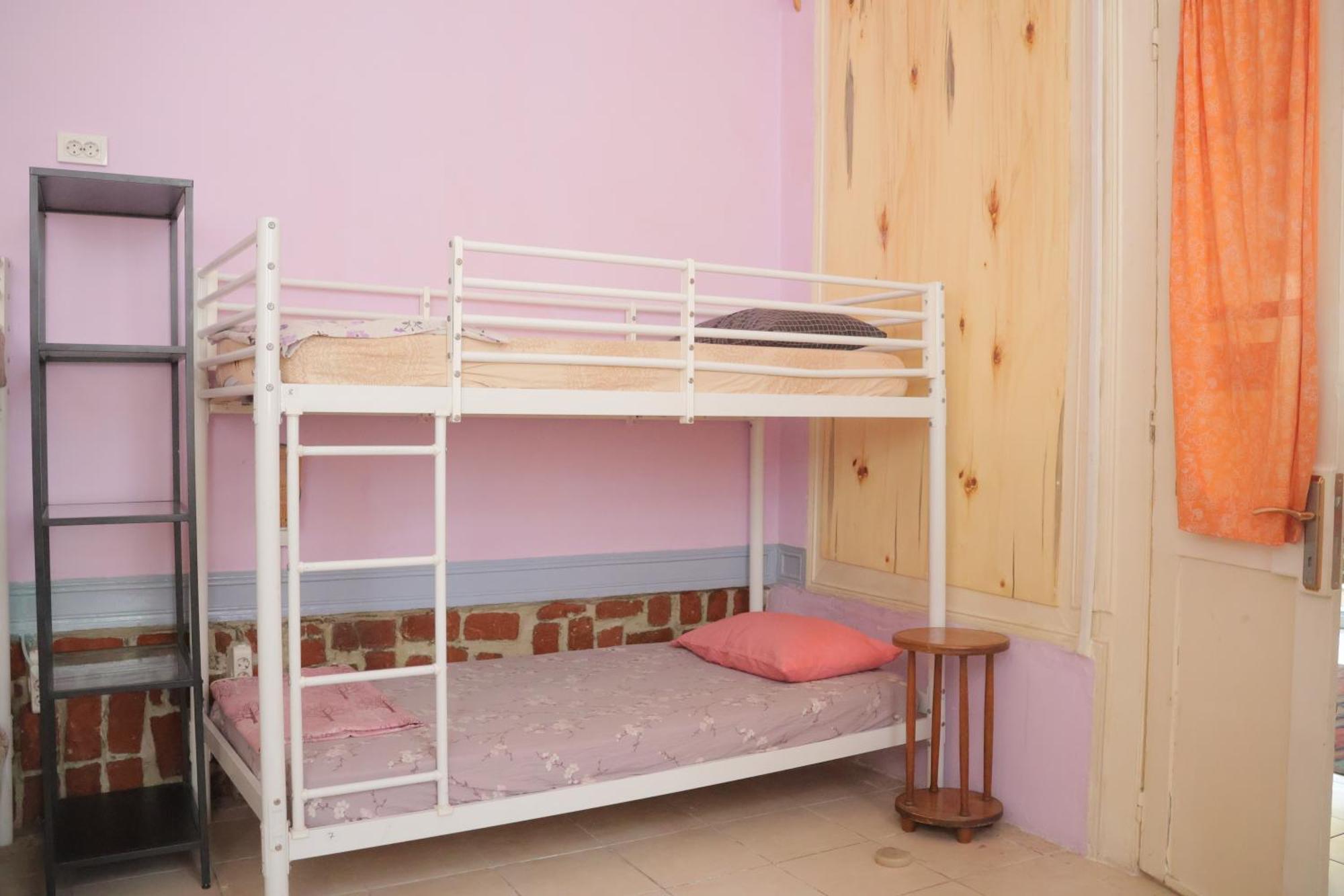 Lotus Garden Hostel Измир Экстерьер фото